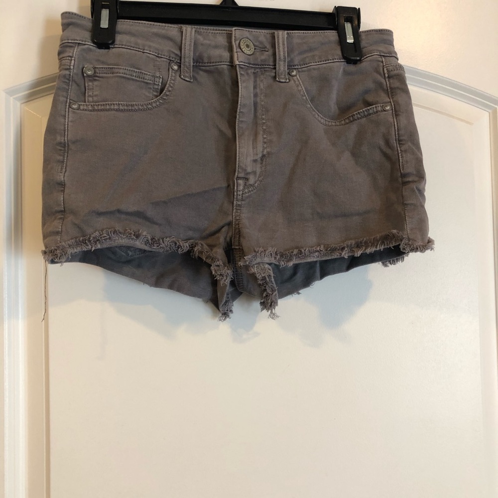 AEO gray hi rise shortie shorts, size 6